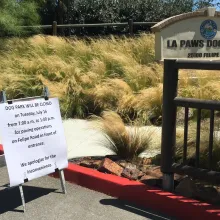 La Paws dog park sign