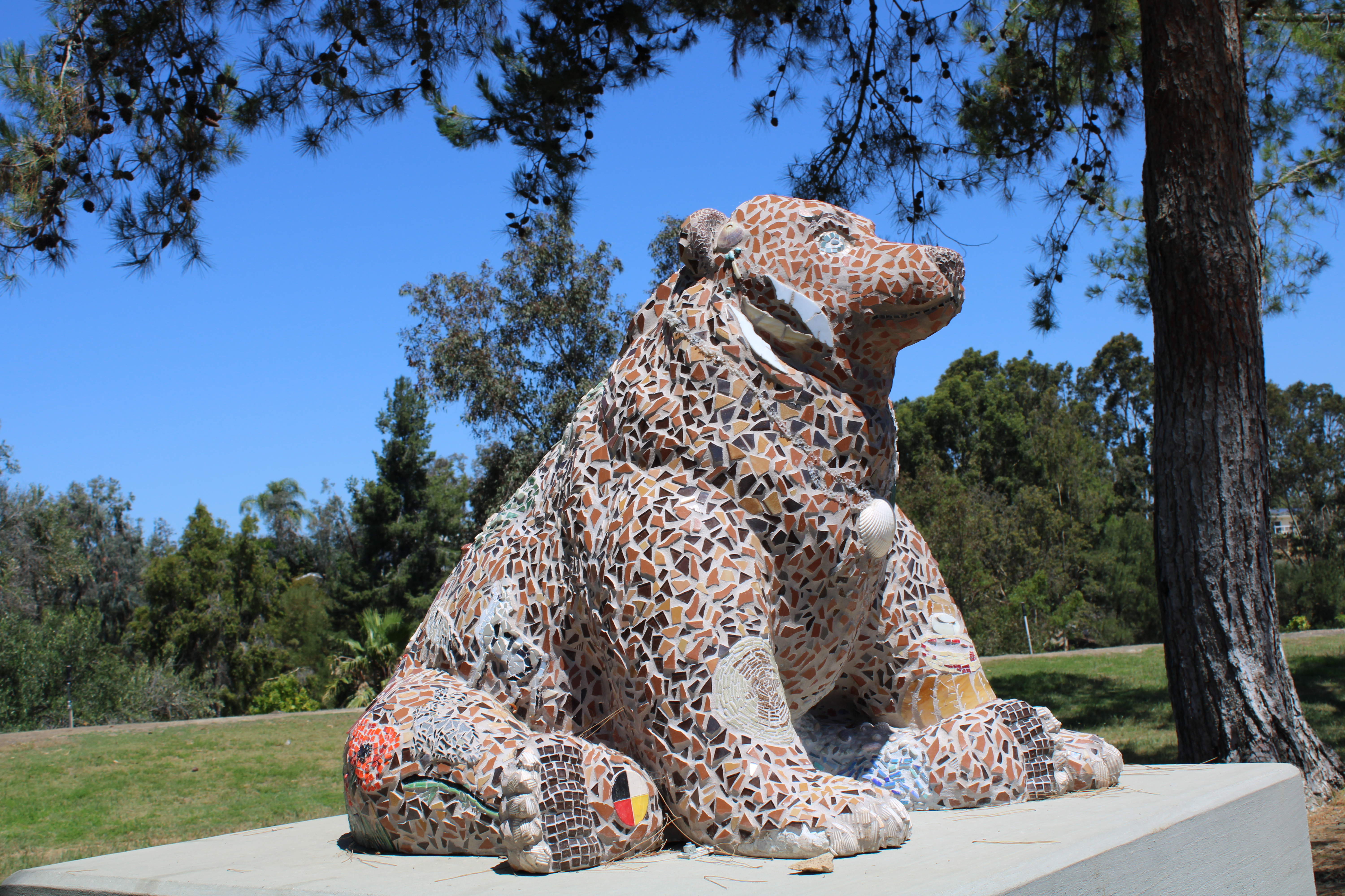 tile mosaic bear statue